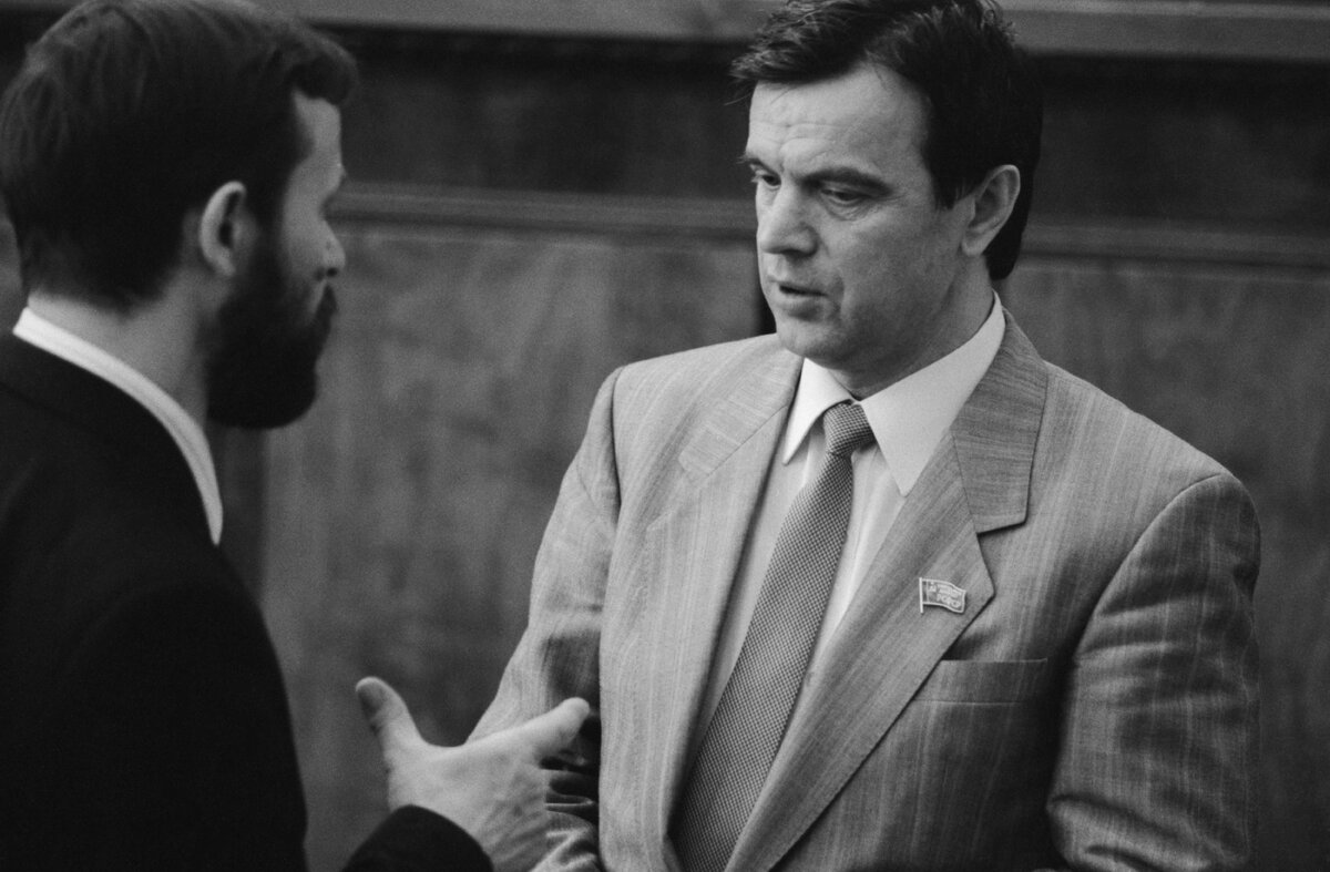 Первый заместитель председателя Верховного Совета РСФСР Руслан Хасбулатов. 1990 год.