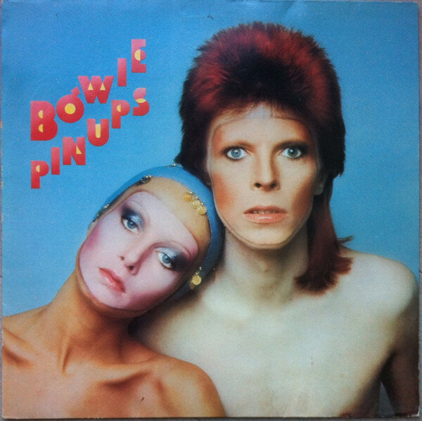 Оригинальная обложка LP "Pin Ups". В фотосессии участвовала супермодель Twiggy