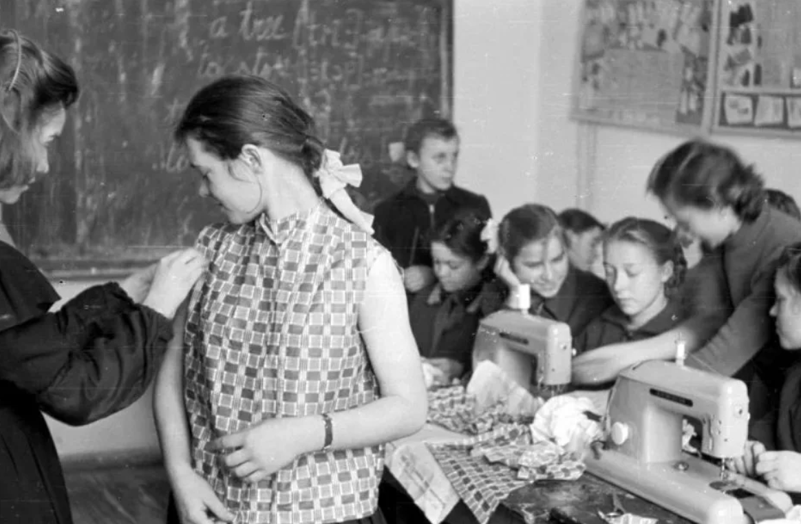 школа ссср. урок в советской школе. школа ссср. пионеры 50-х годов. школа ссср.