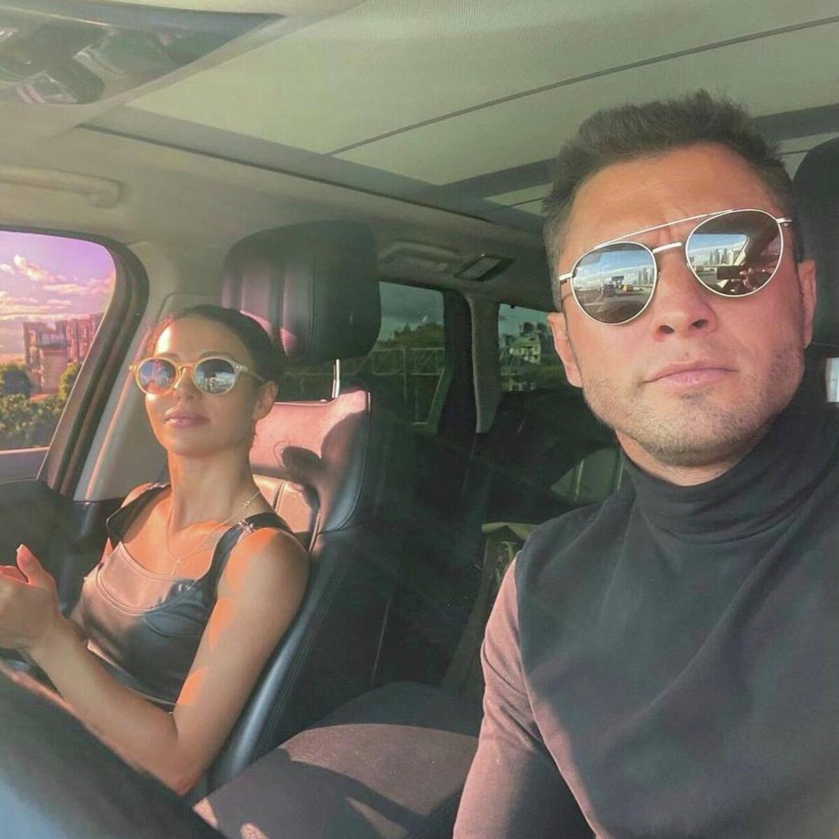    Павел Прилучный и Зепюр Брутян Социальные сети