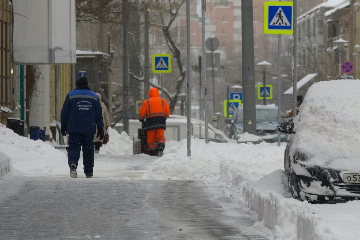 Компенсацию за повреждение авто можно просить с работодателя дворника.  Фото: unsplash.com