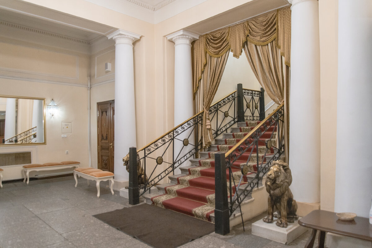 «Санктъ-Петербургъ Опера»