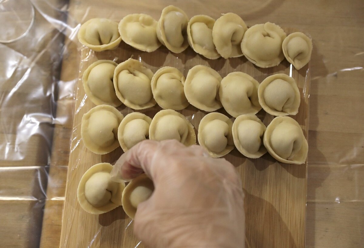    Только 4 % россиян лепят пельмени сами Оксана Снегирева