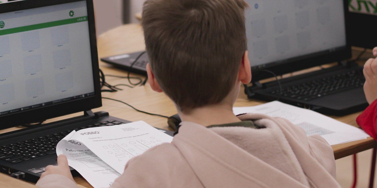 Чем Гаджеты Вредны Детям? | Социальный Бизнес | Дзен