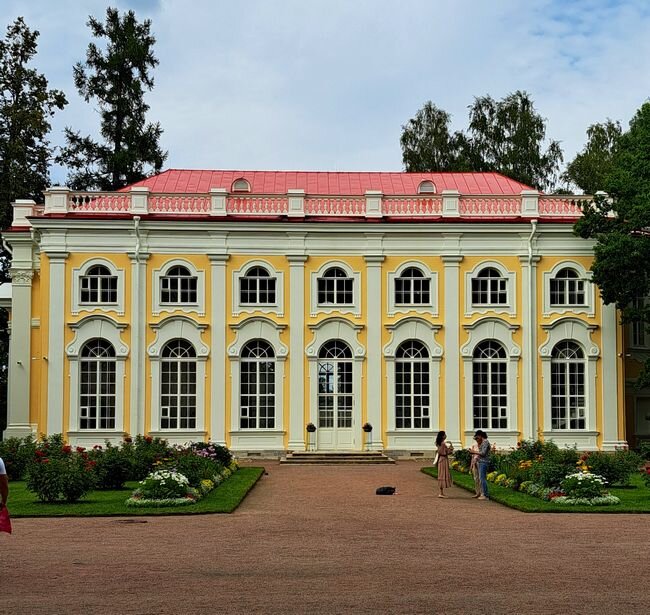 Павильон Каменное зало /фото из личного архива/