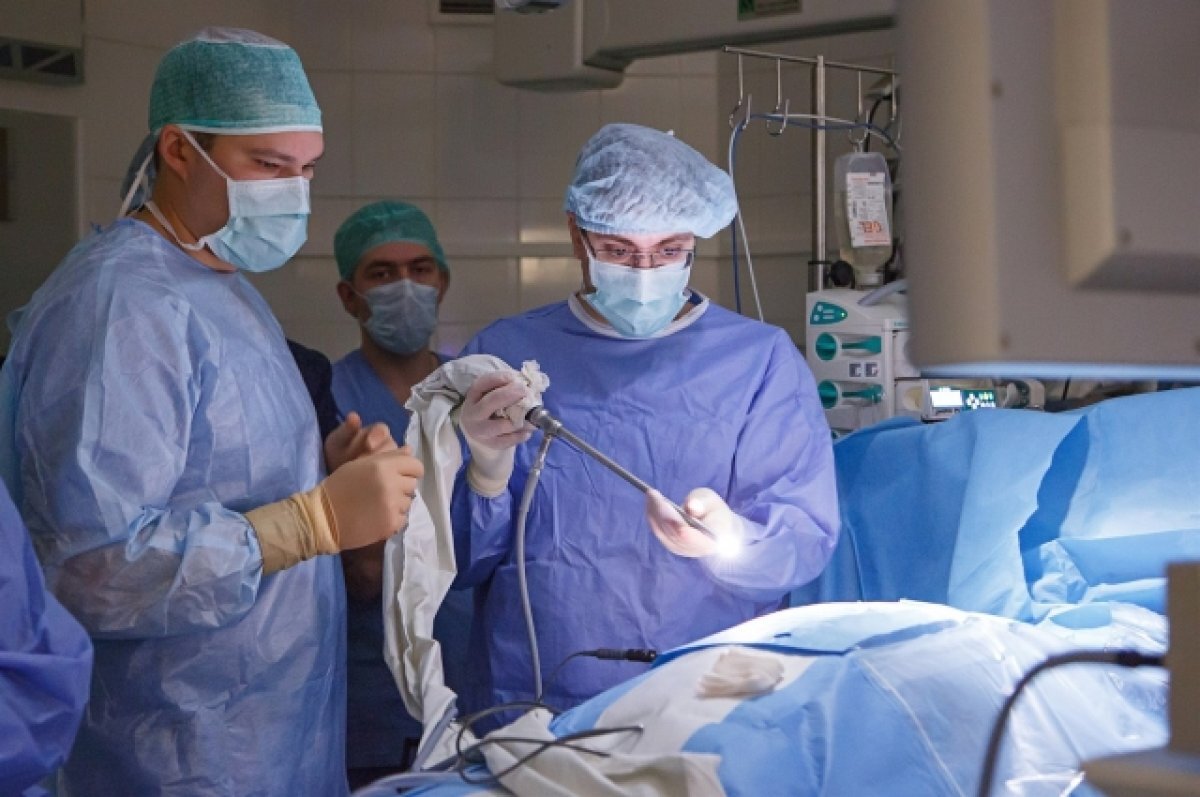    В Хабаровске женщине удалили десятисантиметровую кисту 30-летней давности