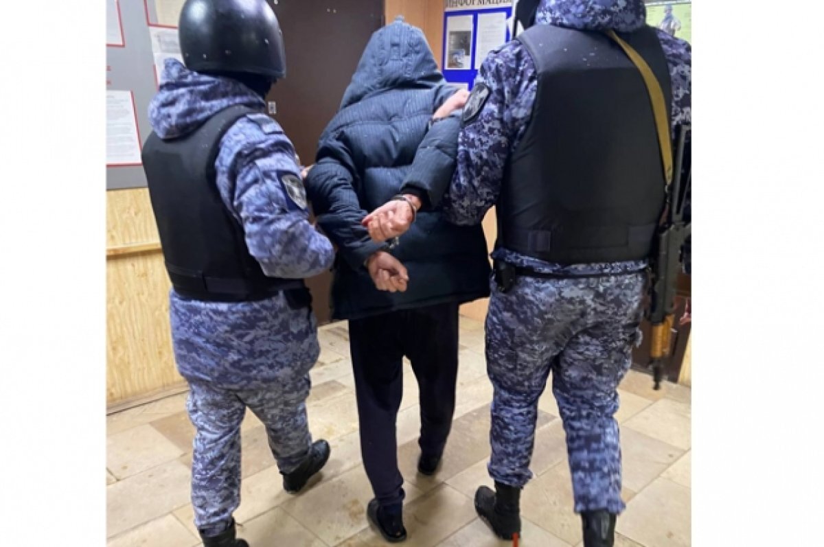    В Туле росгвардейцы задержали мужчину, напавшего с ножом на женщину