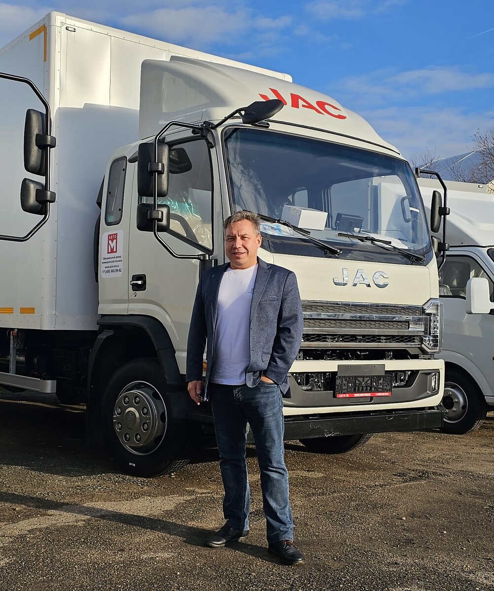  Игорь Абрамкин, генеральный директор ГК «Авто-М» - официального дилера китайских грузовиков. Партнер лизинговой компании "Европлан"