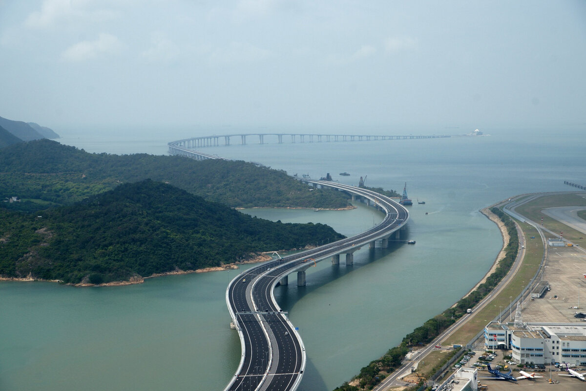 Longest river in china. Даньян-Куньшаньский виадук Китай. Диян Куншанский виадук. Мост Даньян-Куньшаньский виадук. Самый длинный мост в мире Даньян-Куньшаньский виадук.