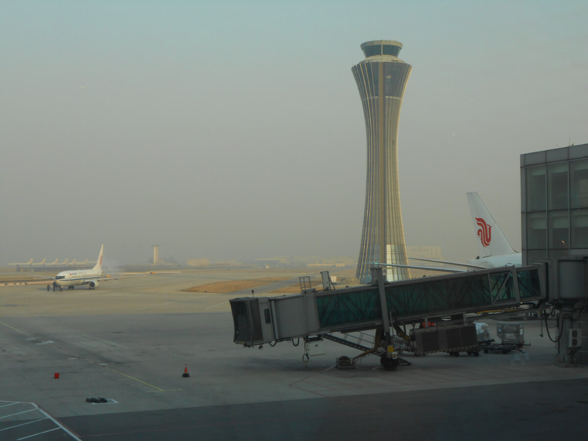 Аэропорт Пекина. SunTravel (с)