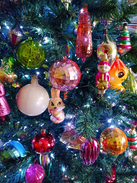    Жительница Железногорска Марина Татаринова коллекционирует хрупкие воспоминания своего детства