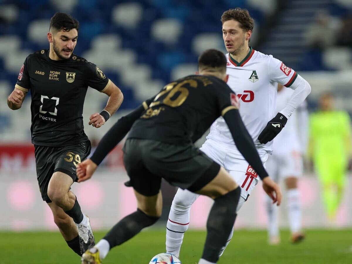    Эпизод матча "Локомотив" — "Балтика"© Фото : Пресс-служба ФК "Локомотив"