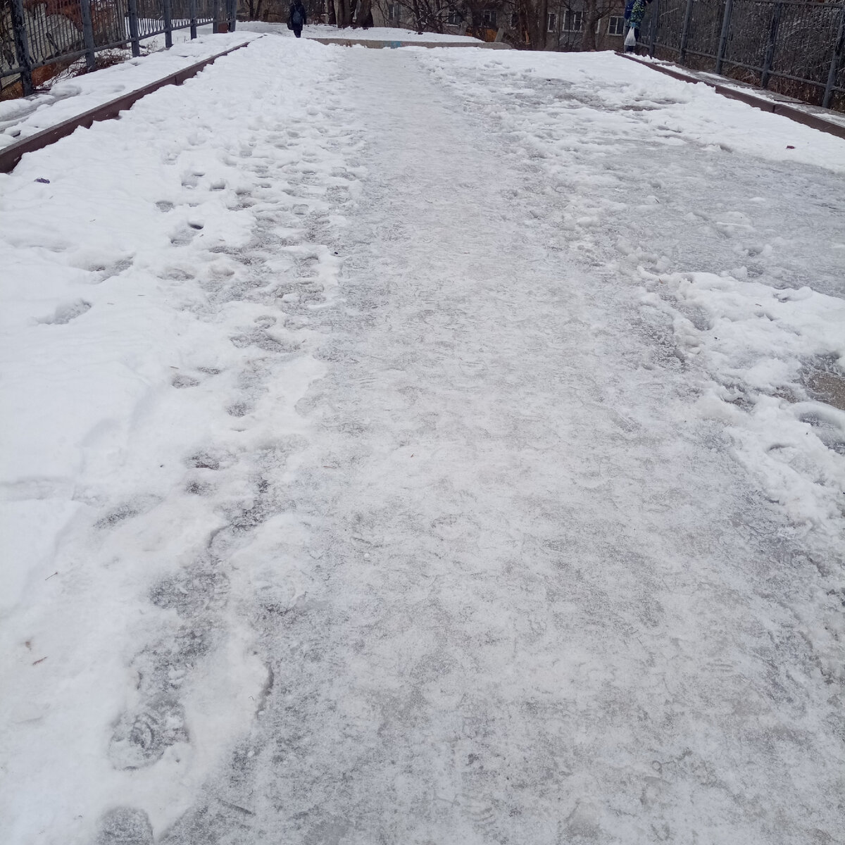 На дорогах скользко, но терпимо