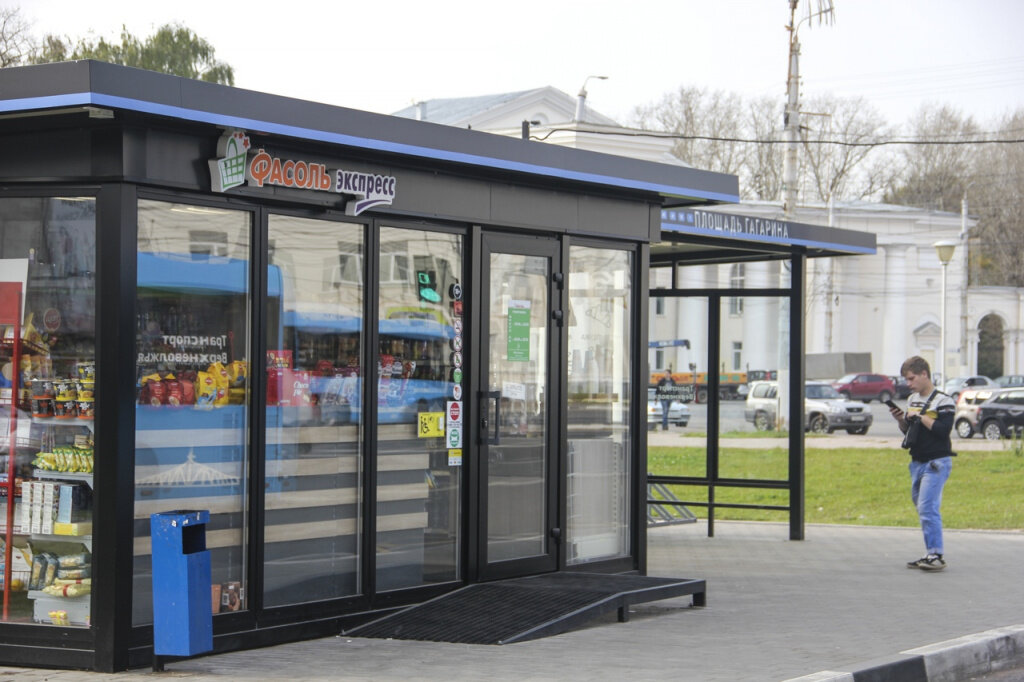 Остановки 6 тверь. Остановочный павильон тверь. Остановочный павильон тверь. Остановки 6 тверь. Автопавильоны на автобусных остановках.