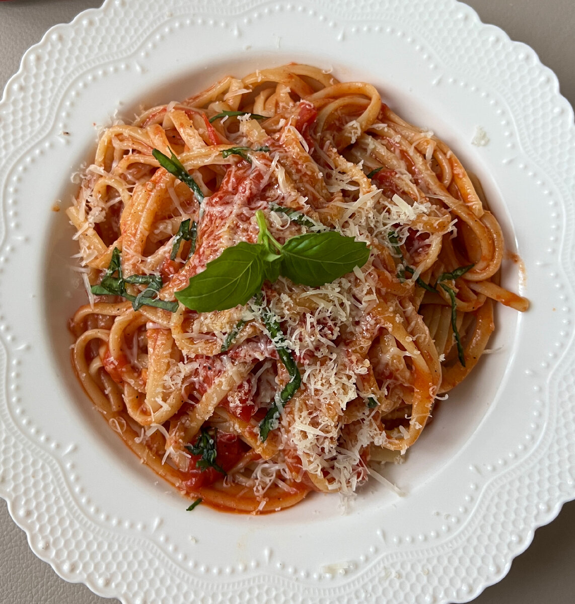 Настоящая итальянская паста🇮🇹🍅 Spaghetti Al Pomodoro | Вкусно by  Festival | Дзен