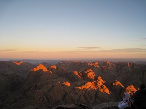 Рассвет на горе Моисея. Мое фото 15-летней давности