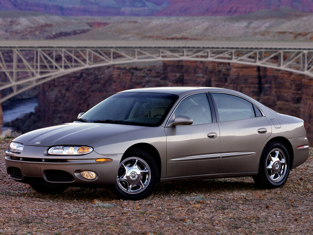 Oldsmobile Aurora — последняя неудавшаяся попытка бренда.. | Автомобильный  мир | Дзен