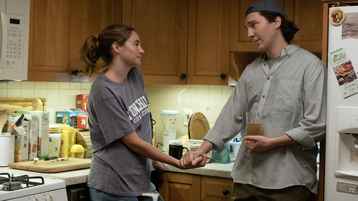 Фильм о силе человеческой сплочённости, способной пошатнуть даже могучий Уолл-стрит. Те кто интересуется инвестициями или хотя-бы новостями, точно слышали об этой реальной истории, произошедшей в 2020-м году