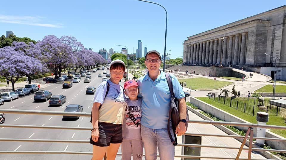 На мосту имени министра внутренних дел Альфреда Роке Витоло.