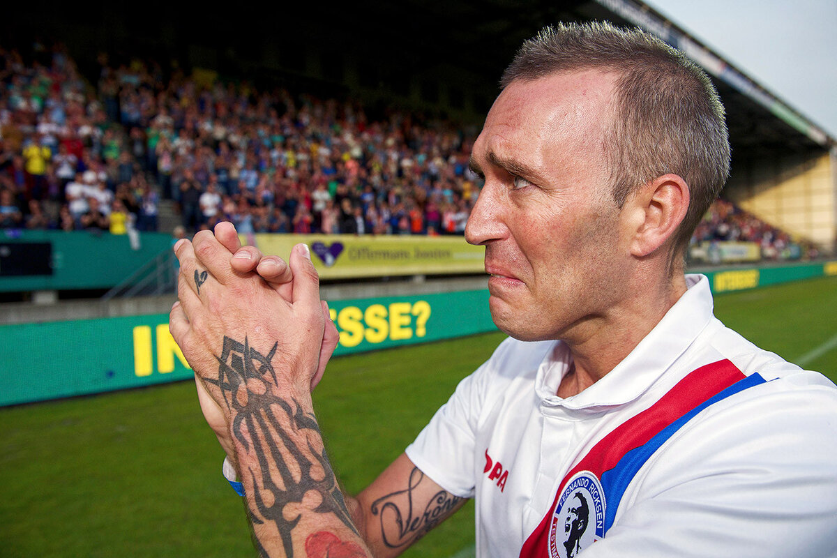 Фернандо на одном из благотворительных матчей