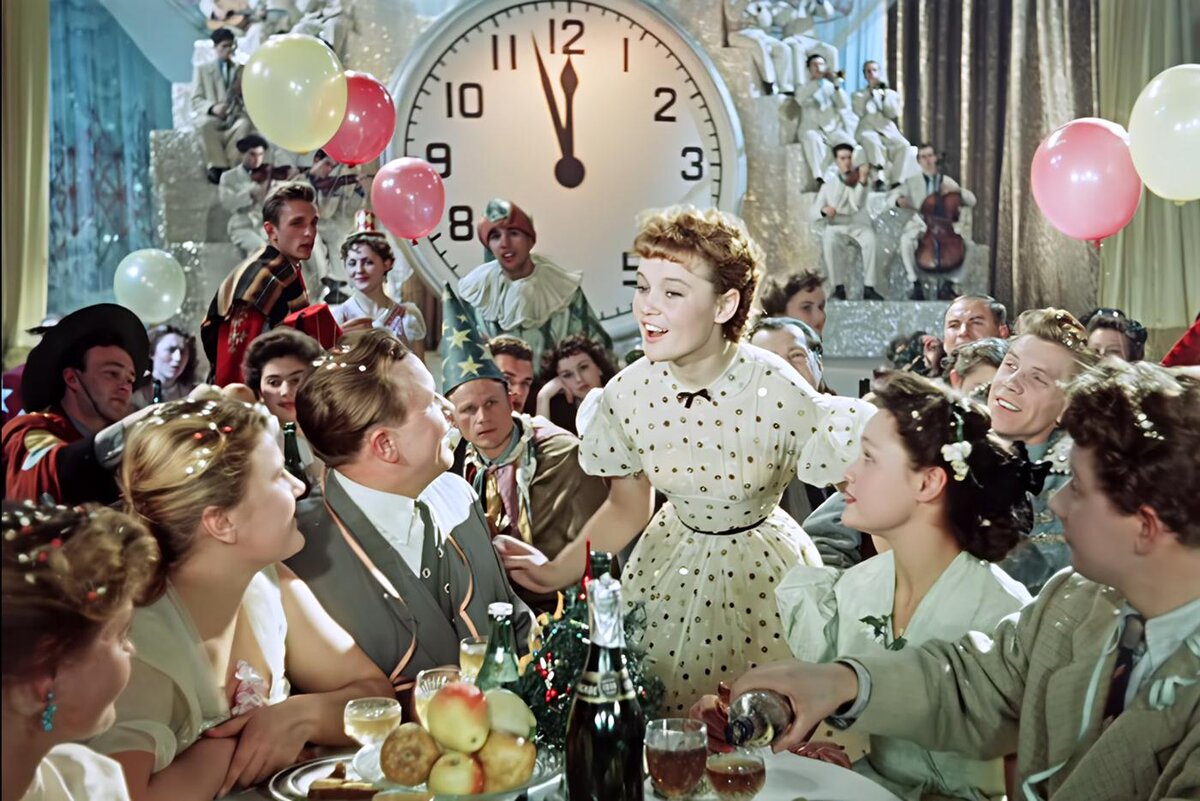 Кадр из фильма "Карнавальная ночь", 1956 год, режиссер Эльдар Рязанов