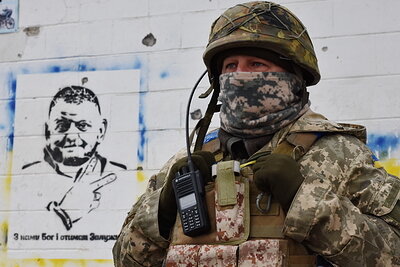 У УКРАИНСКИХ СОЛДАТ СВОЙ АВТОРИТЕТ. И ЭТО НЕ ЗЕЛЕНСКИЙ. ФОТО: ANDRIY ANDRIYENKO/KEYSTONE PRESS AGENCY/GLOBALLOOKPRESS