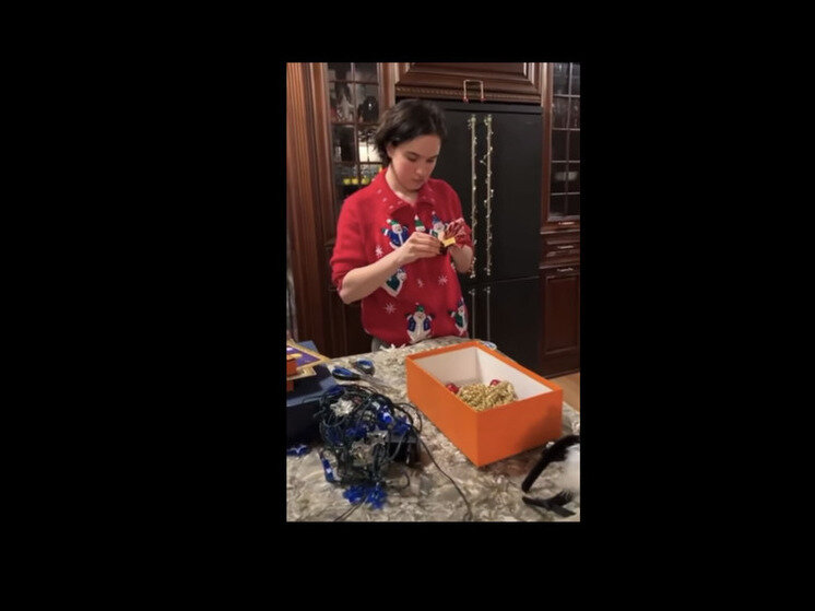   Кадр из видео