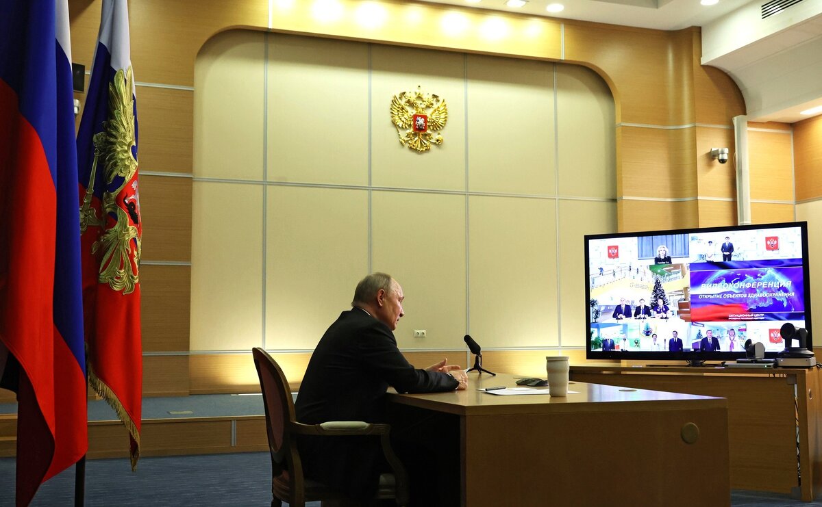 Глава государства добавил, что за последние годы потенциал медучреждений планомерно поднимается по всей стране.  Фото: kremlin.ru