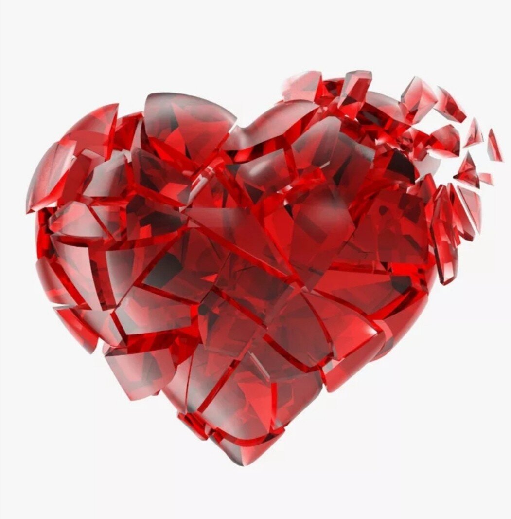 Разбивающая сердце. Стеклянное сердце. Осколки сердец. С красным сердцем.