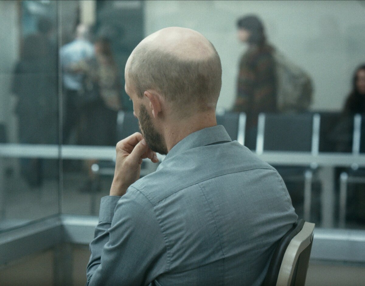 Кадр из фильма "Красные комнаты". 