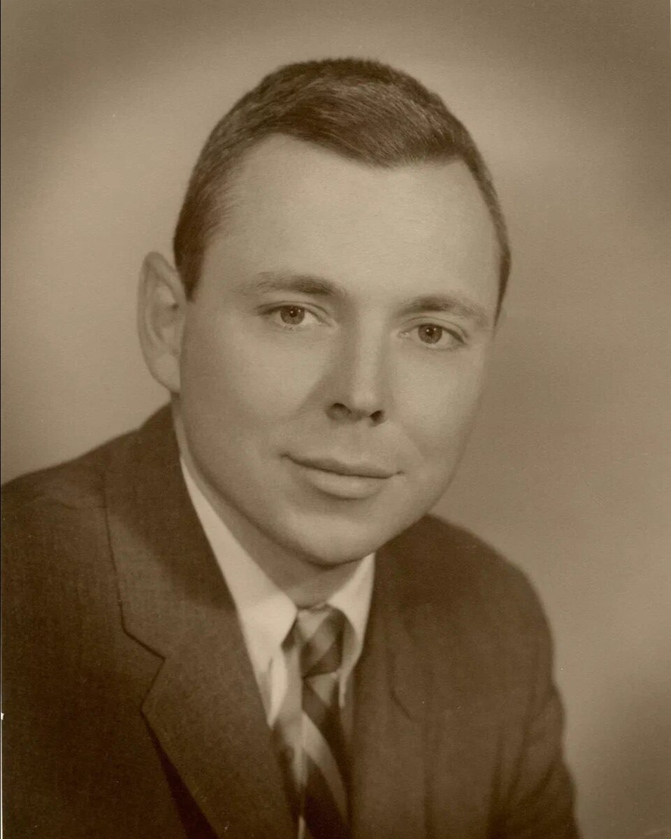 Чарли в молодости