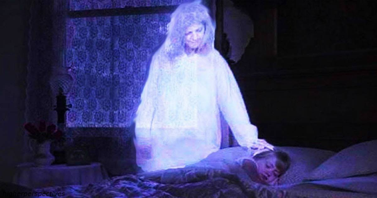 Что значит умершие родственники во сне. Духи призраки привидения.