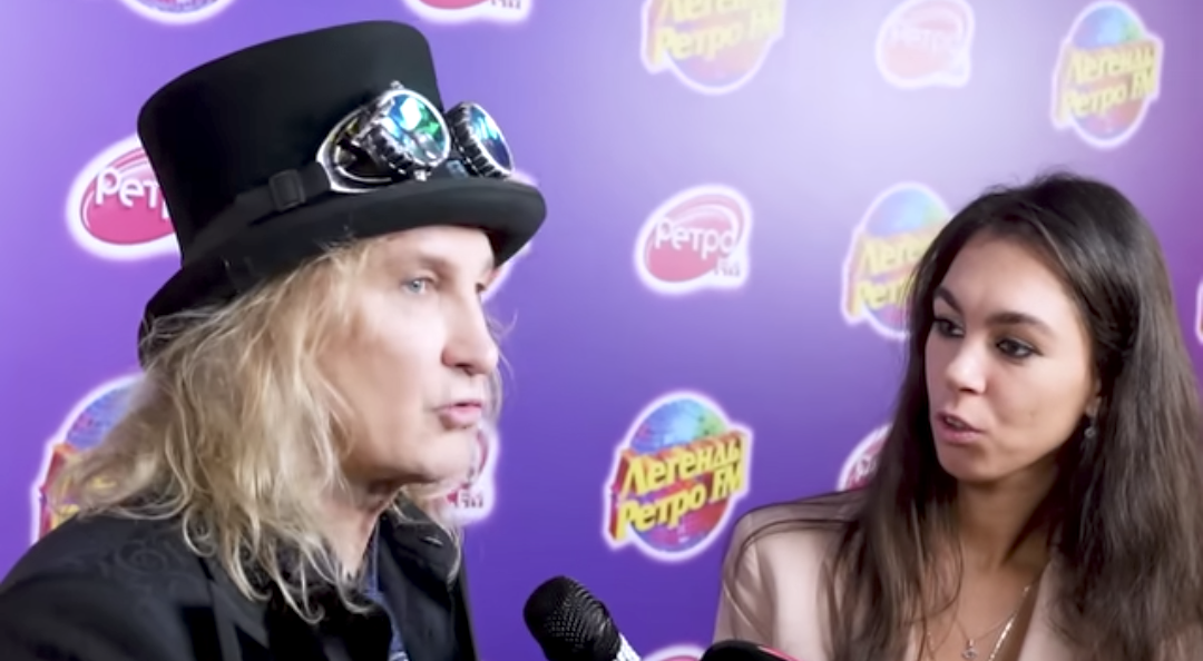 Смог обратить на себя внимание. Из интернета 