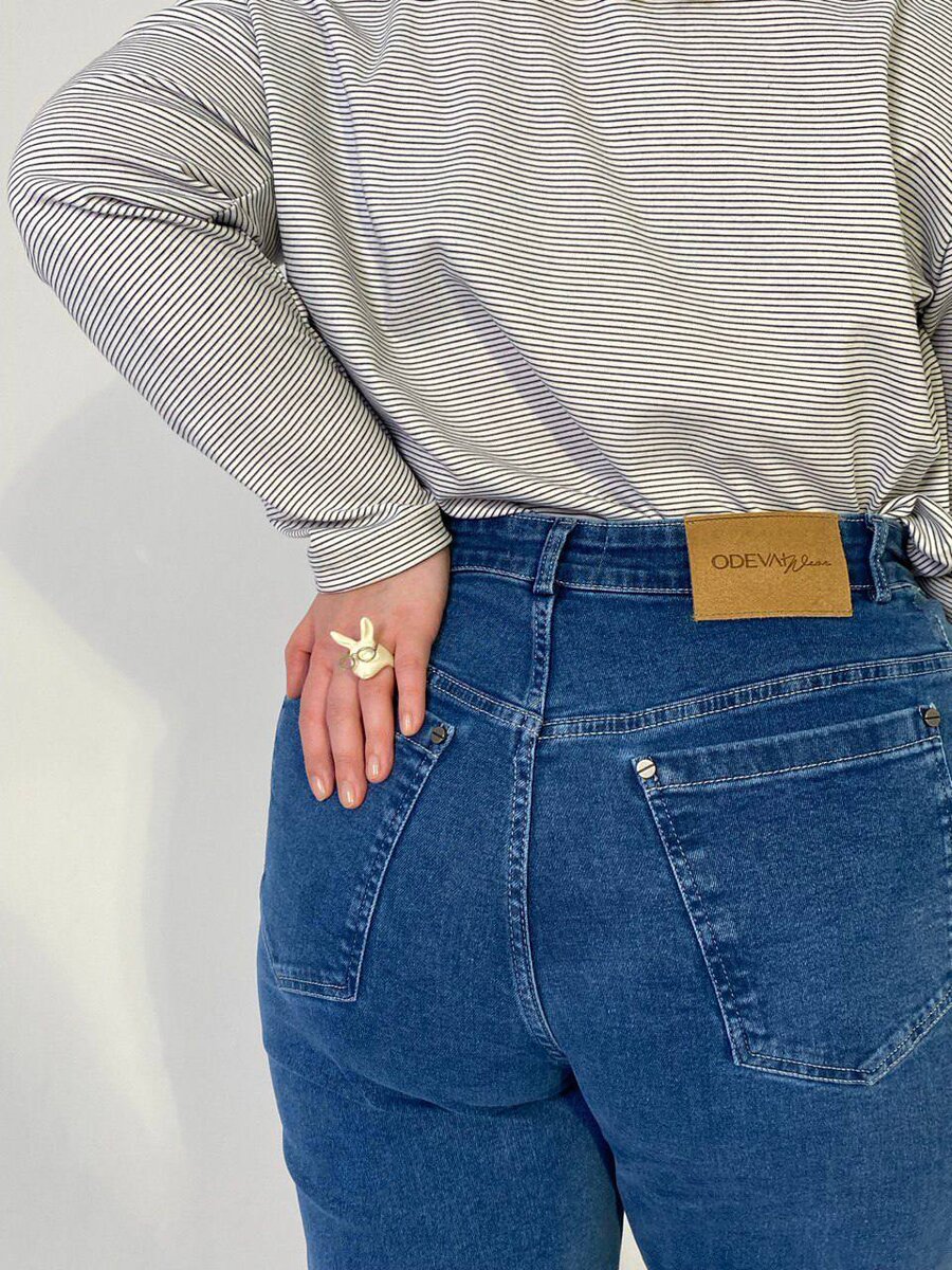 Образ от стилистов бренда больших размеров ODEVAIwear