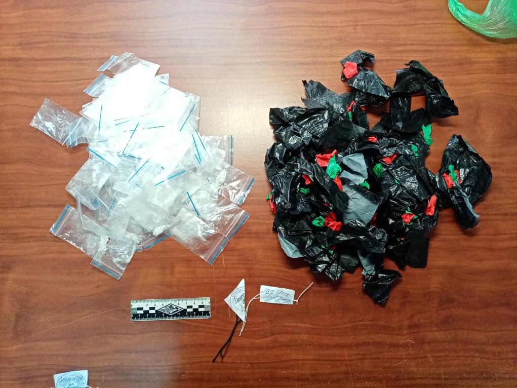 У обвиняемых было изъято 100 свертков с героином и 150 свертков с метадоном