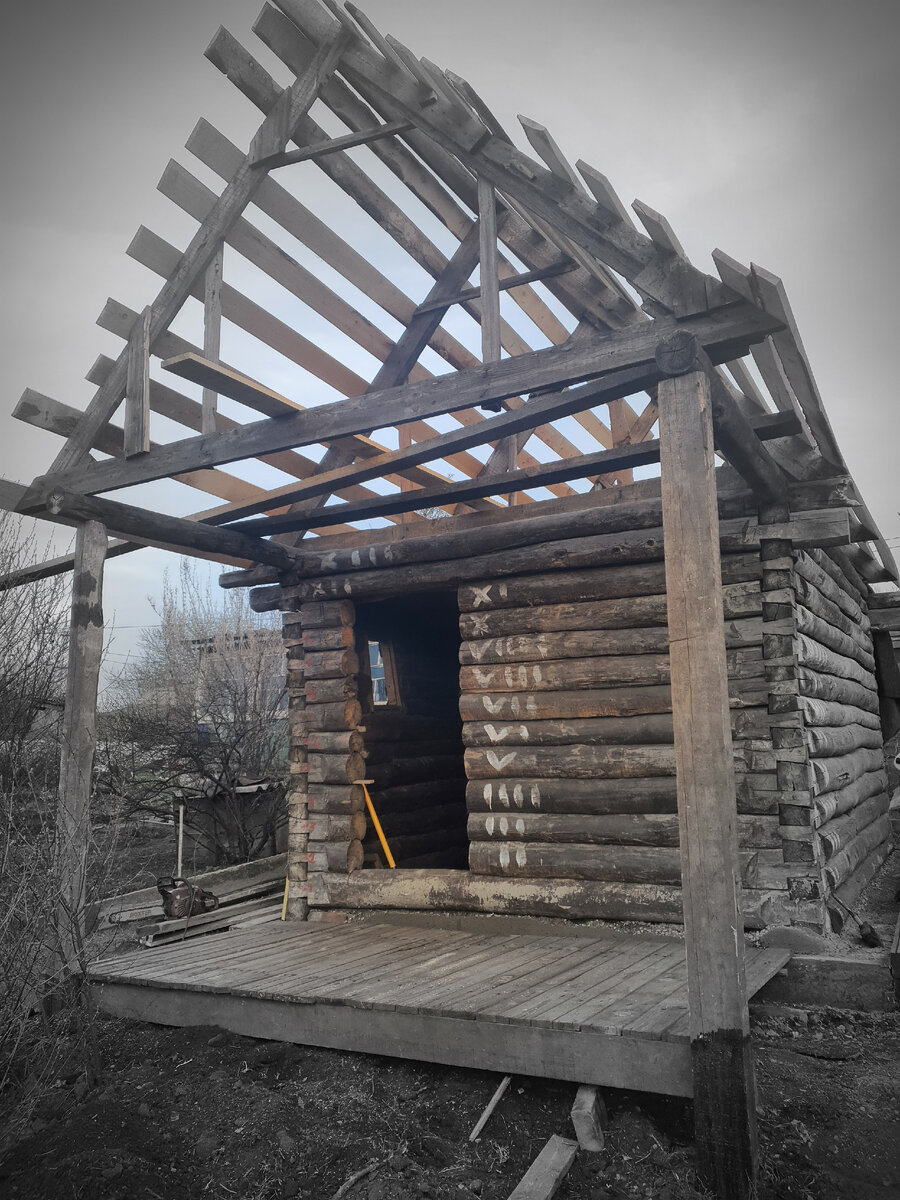 Баня должна быть у каждого на даче)