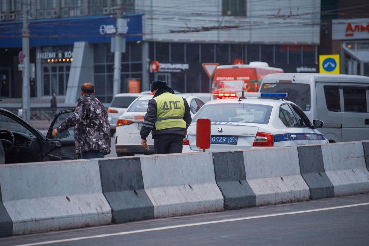 С 1 декабря за это не будут штрафовать автомобилистов | Главные новости.  Сиб.фм | Дзен