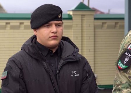    16-летний Адам Кадыров назначен куратором батальона имени Шейха Мансура
