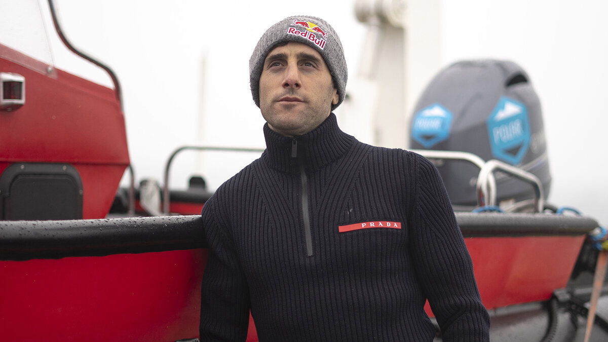    Prada Linea Rossa поддержал атлета Red Bull Аньоля Серрасолсеса (фото 3)