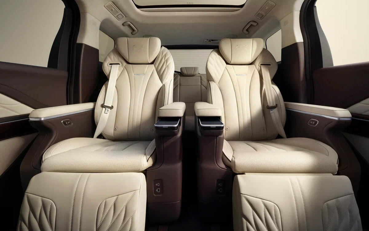 Hongqi📷Hongqi HQ9