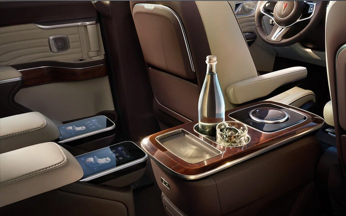 Hongqi📷Hongqi HQ9