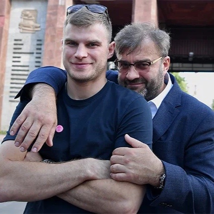 Михаил Пореченков с внебрачным сыном Владимиром Любимцевым