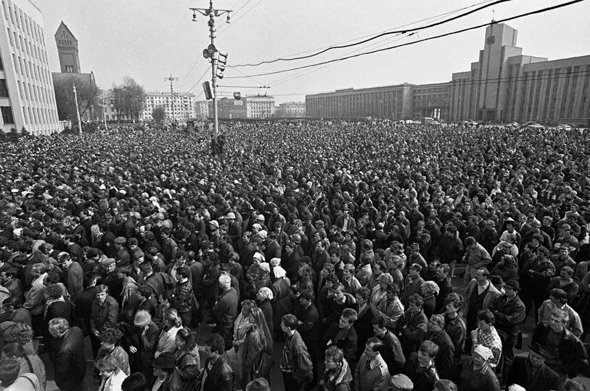 Белоруссия в 1990 году. Беларусь митинги 1991. Забастовка Беларусь 1991. Независимость Беларуси 1991. Белоруссия в 1991 году.