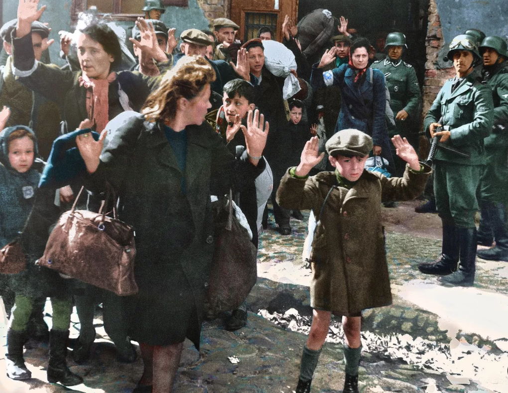 Варшавское гетто восстание 1943. Холокост Варшавское гетто. Еврейские дети в Варшавском гетто. Расстрелы в Варшавском гетто. Военные про евреев