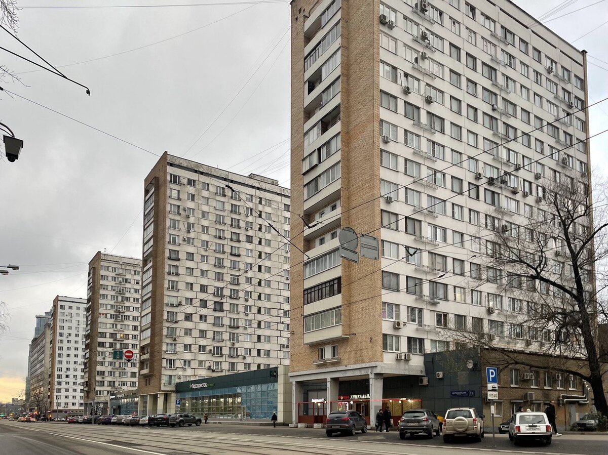 Щербаковская улица, 5, 7, 9, 11. Вид с юго-востока.