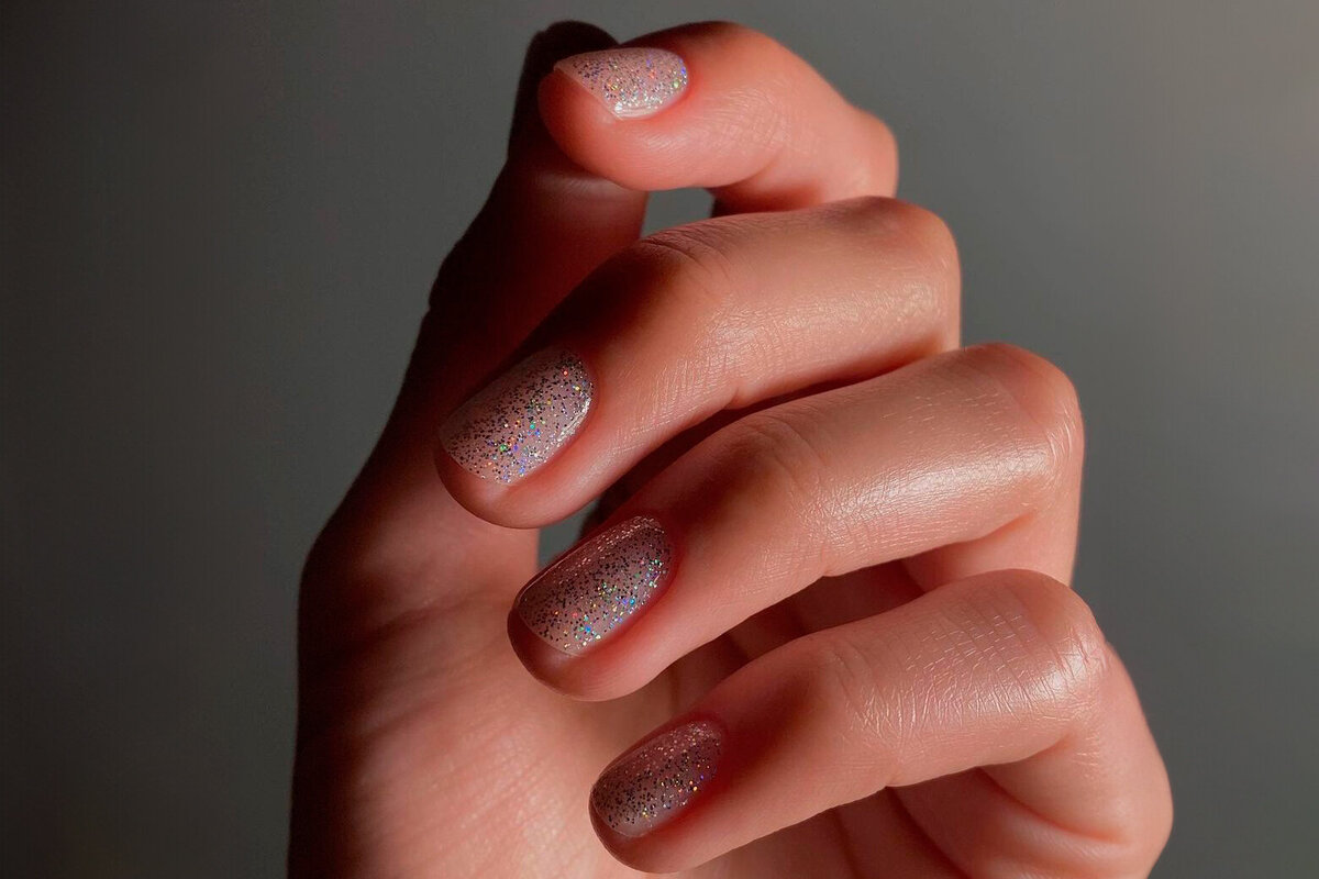     5 идей новогоднего маникюра на квадратные ногти