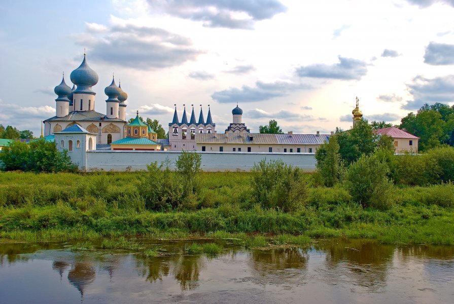 Г Тихвин Тихвинский монастырь