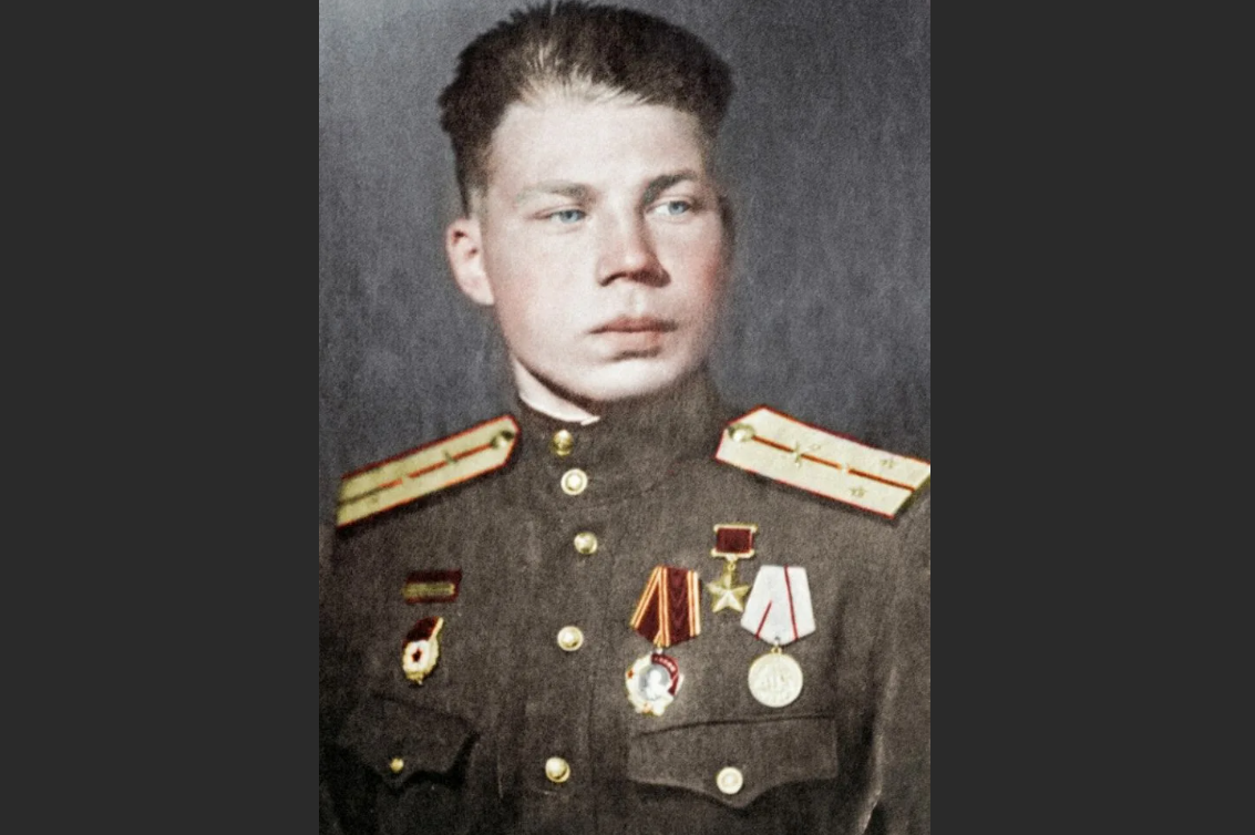 Б.В. Кравцов