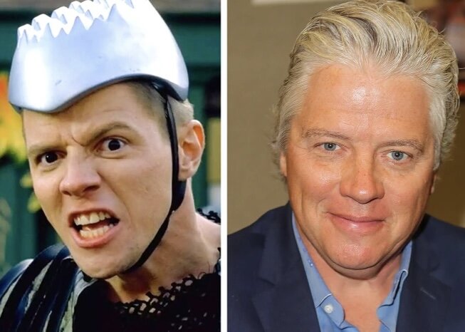 Если вы смотрели хотя бы один фильм из серии «Назад в будущее», то наверняка запомнили персонажей, которых играл Томас Ф. Уилсон. Однако после прорывного успеха актер так и не сумел добиться популярности и получал в основном роли второстепенных, незначительных персонажей, которые практически не запомнились зрителю.
Несмотря на относительный успех на актерском поприще, Уилсон сумел проявить себя в качестве актера озвучки. Актер подарил свой голос нескольким персонажам компьютерных игр и мультфильмов, в том числе нескольким персонажам мультсериала «Губка Боб квадратные штаны».
Сейчас Уилсон не снимается в кино, но активно ведет свой видеоблог.

