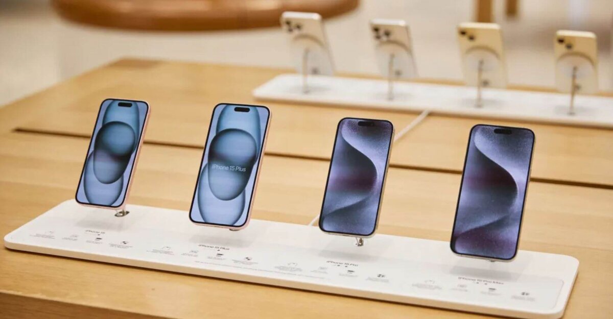    Разбираемся, что сейчас с ценами на Айфон 15 в России